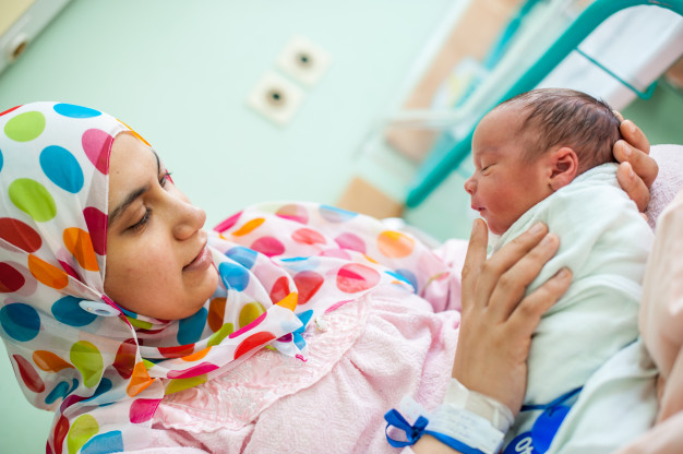 Tumpah Darah Lepas Bersalin Memang Memenatkan Nyawa Ibu Pun Boleh Jadi